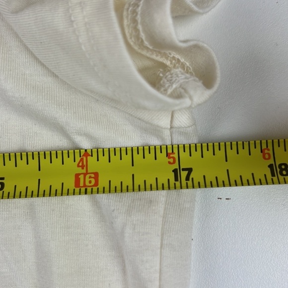 ANN Taylor Ivory T-shirt with Floral Appliques - Picture 6 of 8